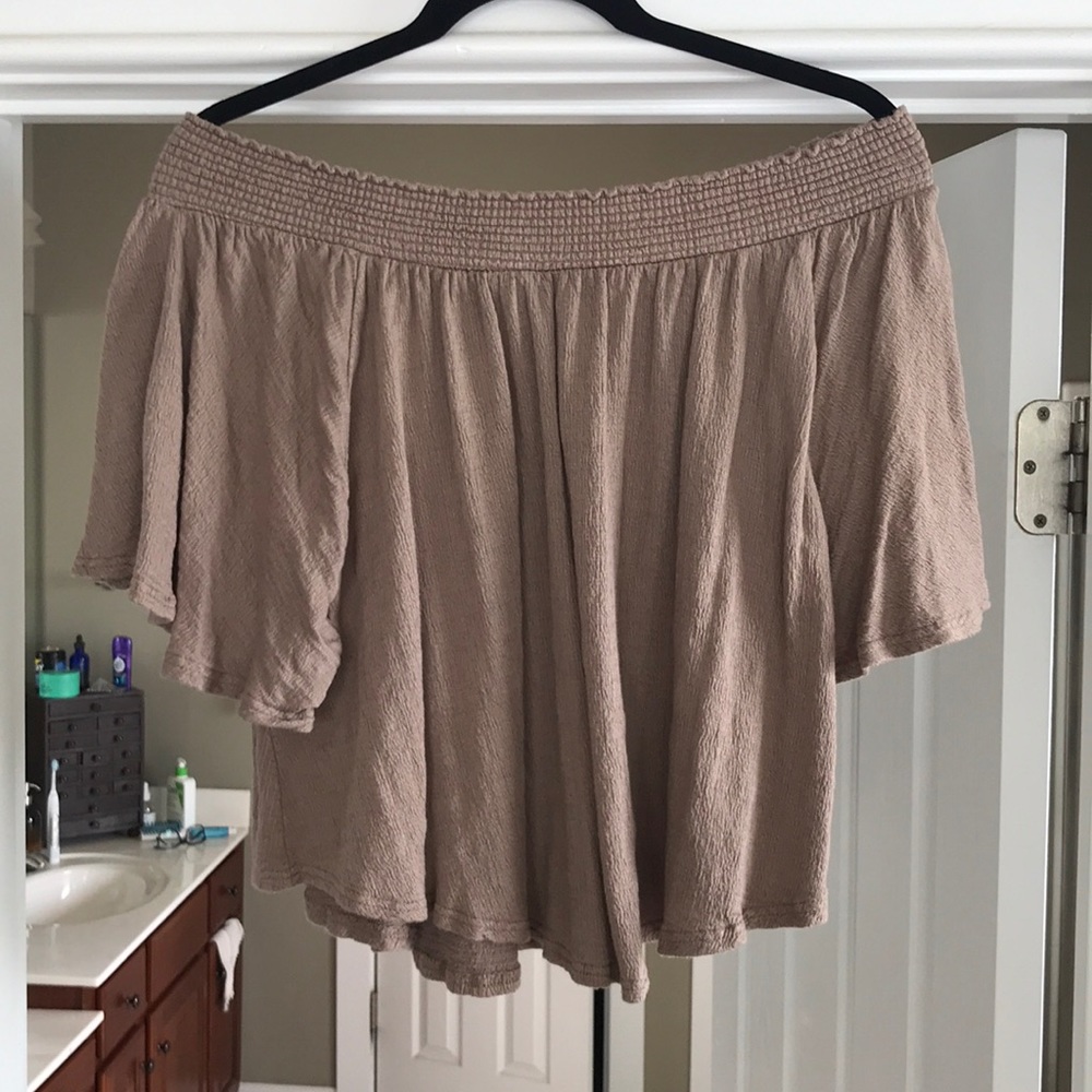 O’Neill brown crop top